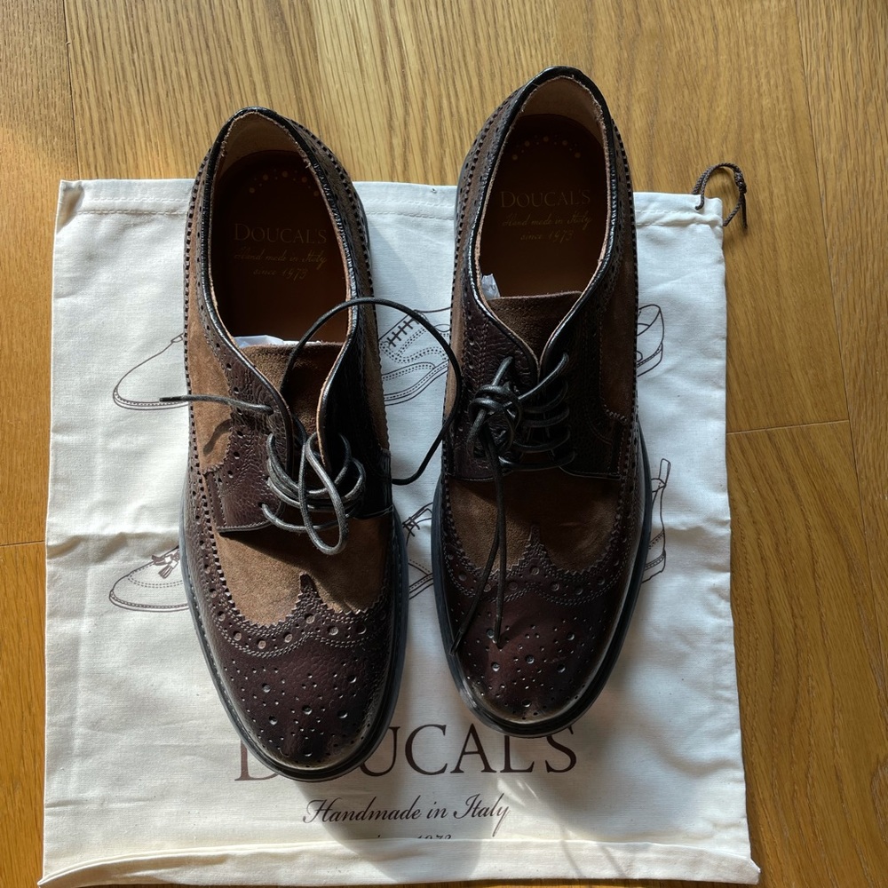 Doucal’s brown leather shoes. Handmade in Italy.